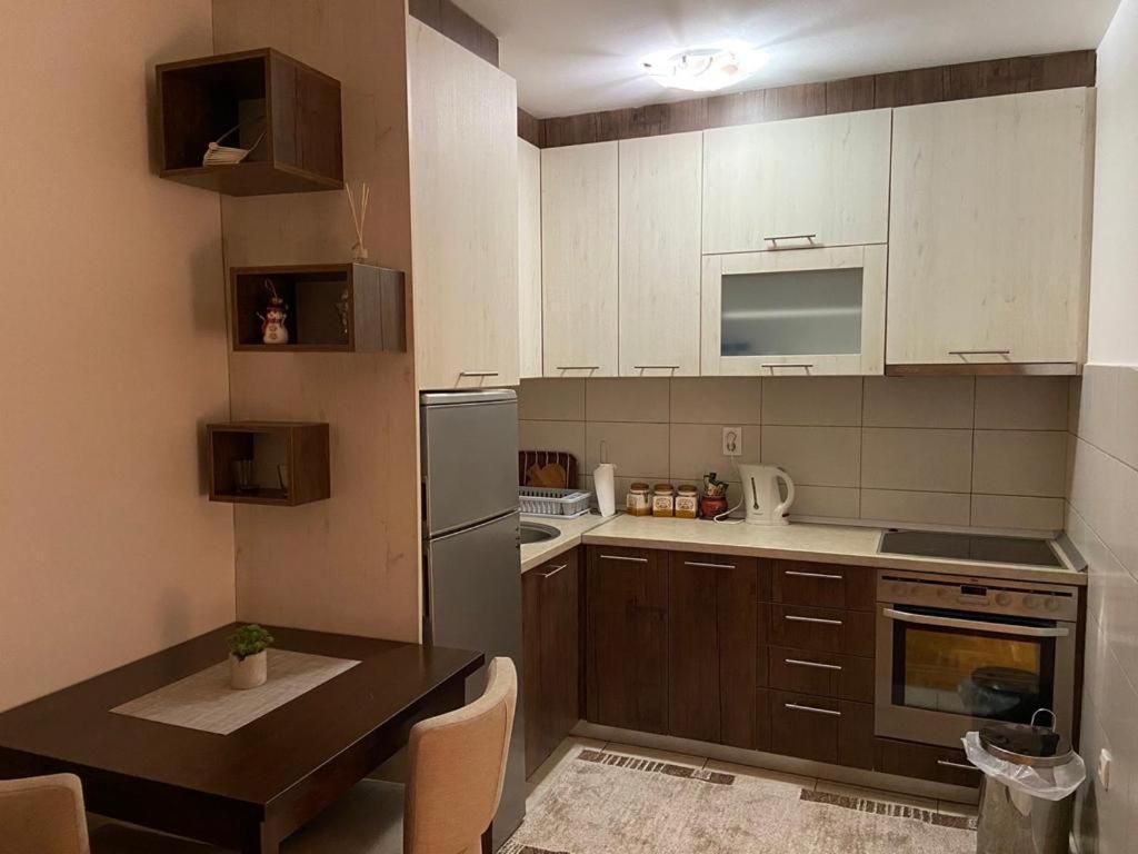 Apartman Manja Lukavica Eksteriør bilde