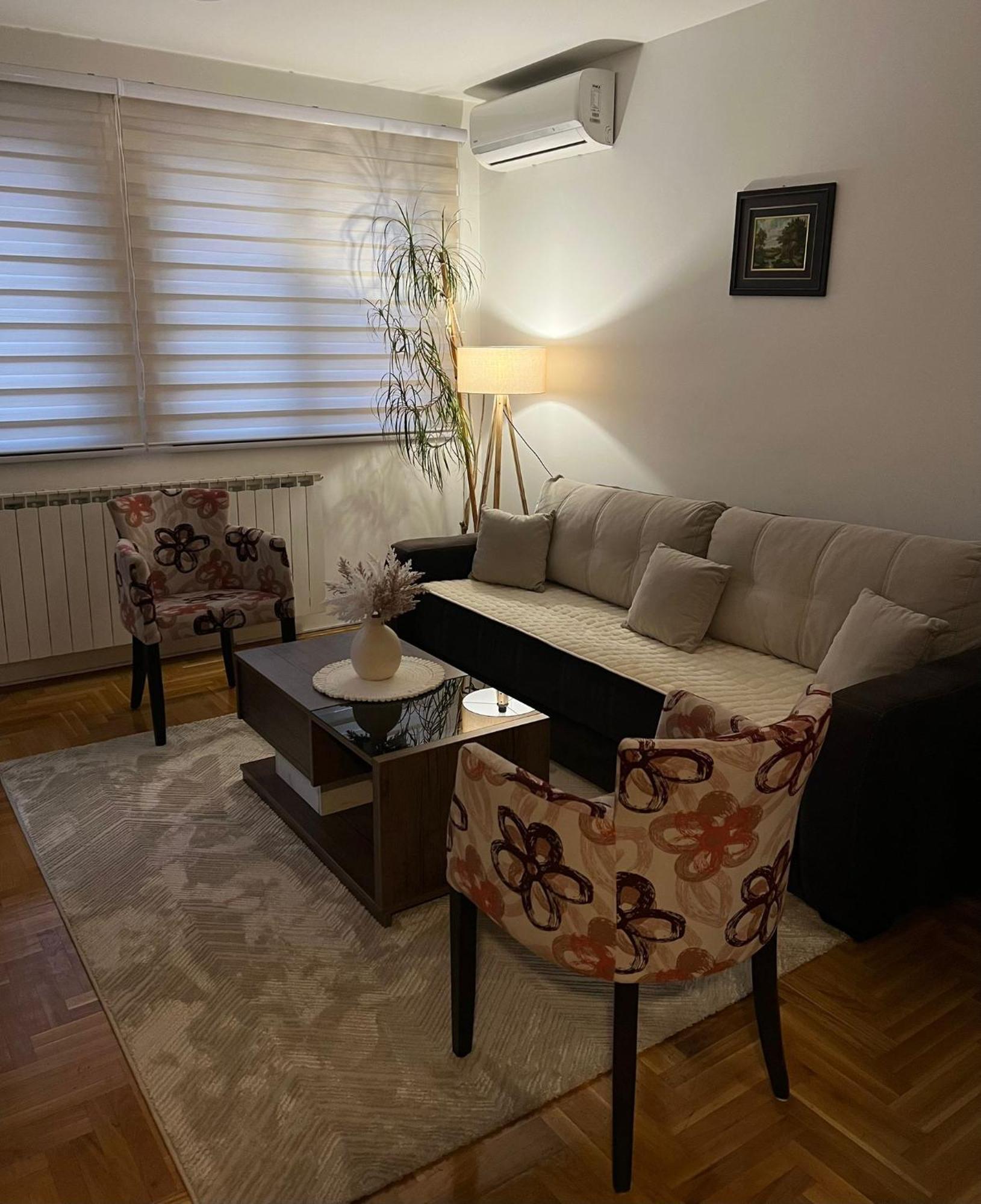 Apartman Manja Lukavica Eksteriør bilde